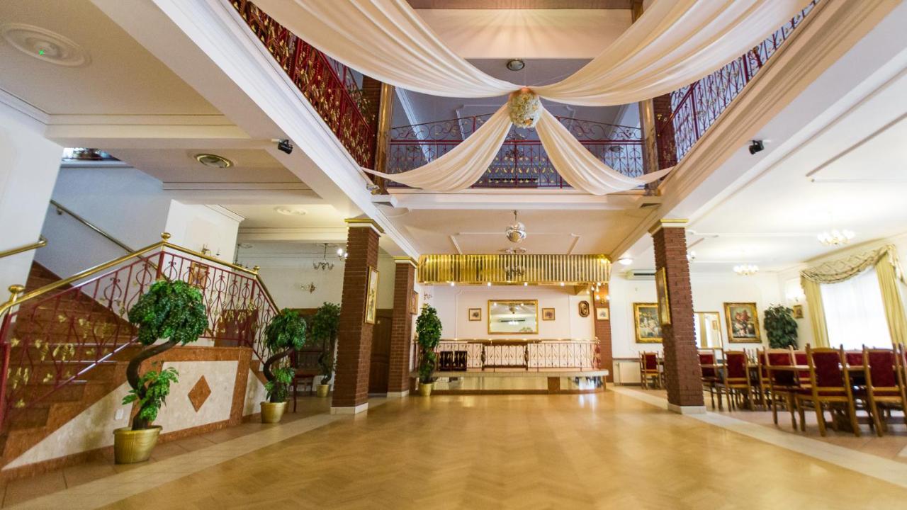 Elgrom Falenty Park Raszyn Extérieur photo
